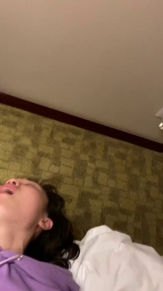 婚后吃不饱的前女友，每次都心不甘情不愿的找我约炮