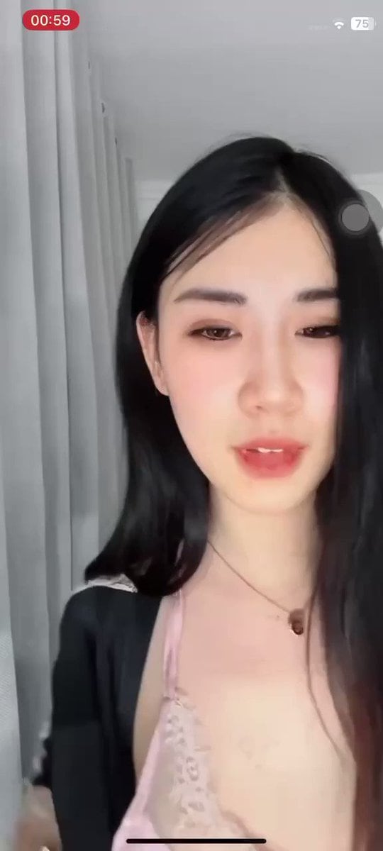 抖音直播 主播这爱心奶比的不错哈