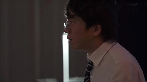 AI杨幂换脸！老公诱骗娇妻按摩，暗中偷窥她被技师玩弄