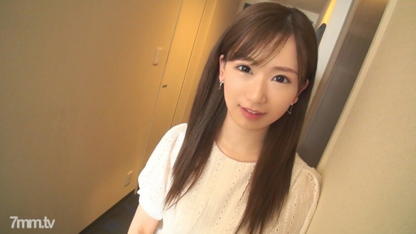 SIRO-3888 【第一拍】网络AV应用→AV体验拍摄1014 纤细敏感美少女第一次拍AV！一个看起来整洁又热爱性爱的敏感好色女孩抽著她的小身体和滚动 ww