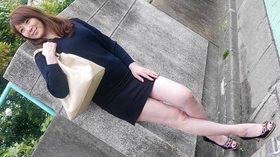 Pacopacomama 060525_100 极品美熟女！短裙黑丝美腿诱惑，街头搭讪成功，直接拉到宾馆爆操，连续内射两发！