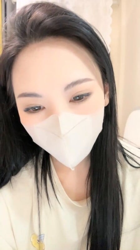 长相漂亮的女护士模特身材特写干净蝴蝶粉穴跳蛋自慰大黑牛刺激