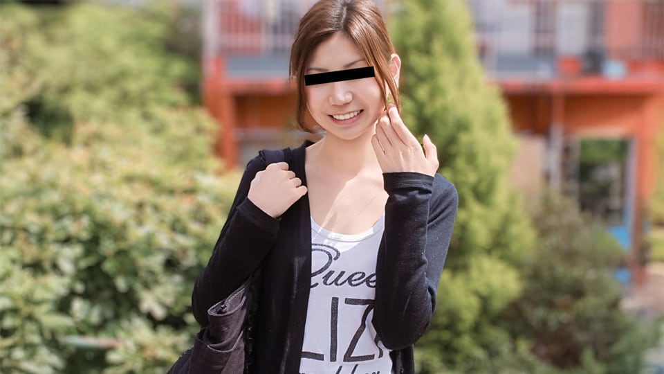 美铃绘美里 街头徘徊搭讪瞄准即插的3P